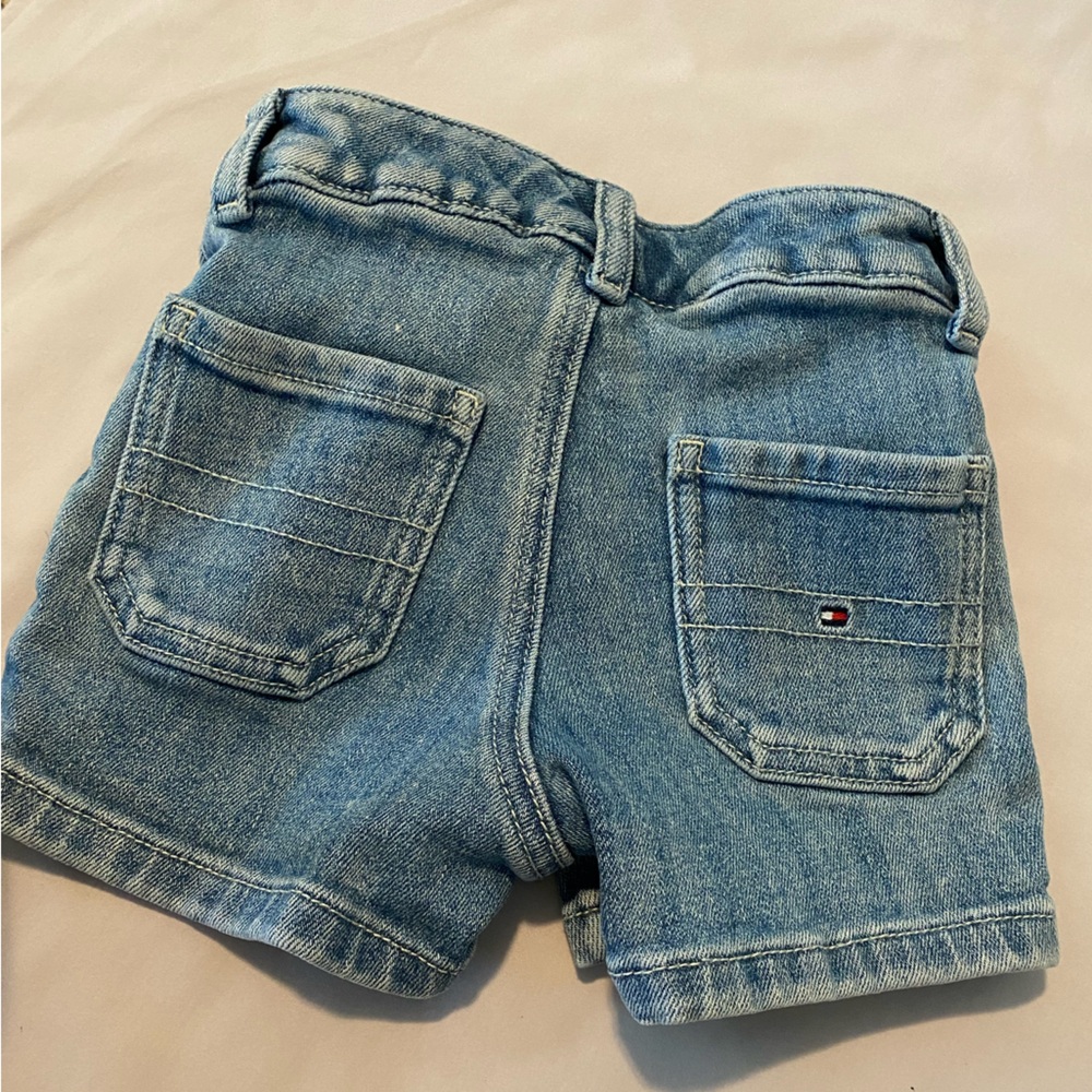 Tommy girls shorts